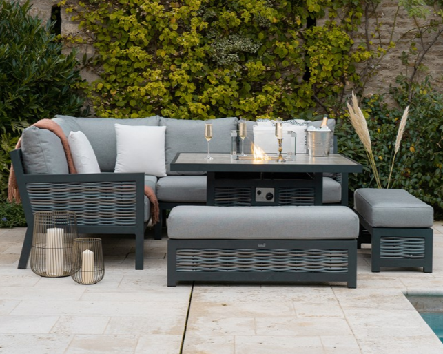 Divano ad angolo e panche da giardino Cambridge Rattan Firepit